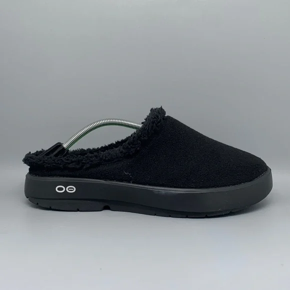 OOFOS OOmg Low Black Fleece Lined Recovery Shoes Men’s Sz 12 EU 45 - Picture 8 of 10